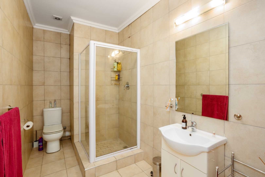 To Let 4 Bedroom Property for Rent in Val De Vie Estate Western Cape